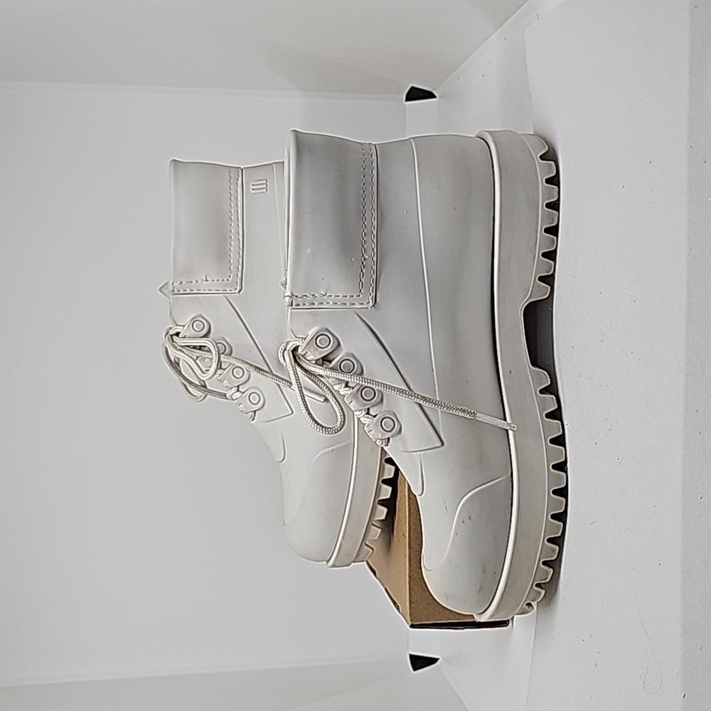 Melissa Ares White Jelly Combat Ankle Boots in Women's Size 5 - Picture 8 of 10
